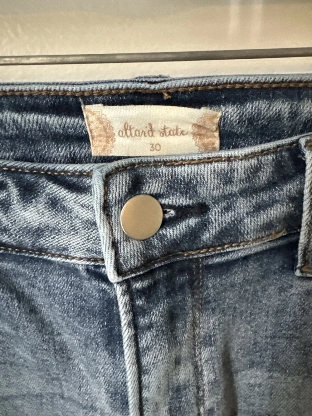 Altar'd State Light Wash Distressed Raw Hem Straight Denim Jeans Sz 30